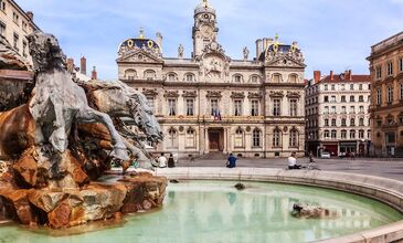 Dolu Dolu Alpler’de 5 Ülke Turu Rotası